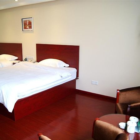 Greentree Inn Tianjin West Railway Station Stage Hotel Exterior photo